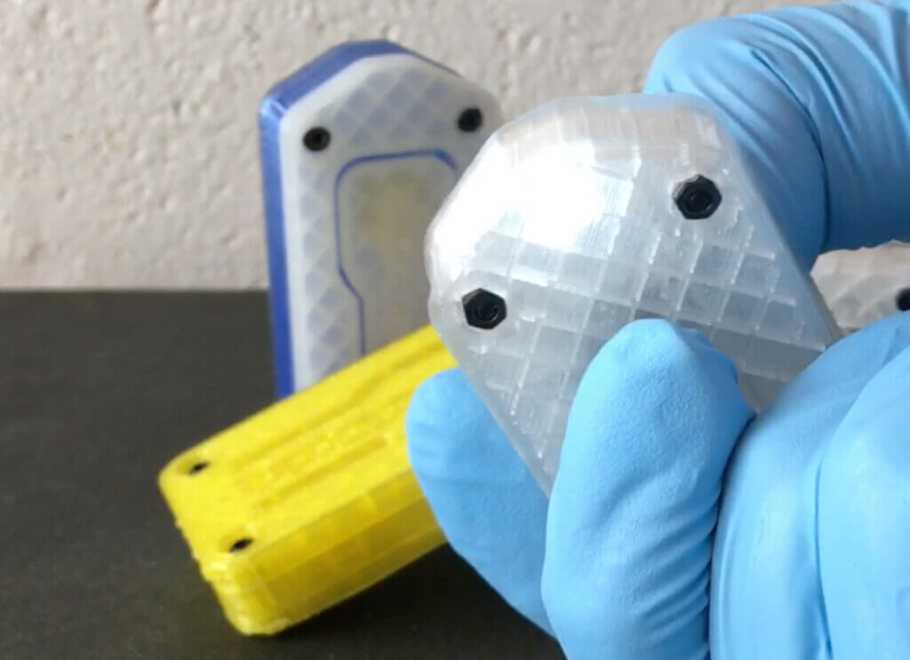 Fully 3D printed LED flashlight